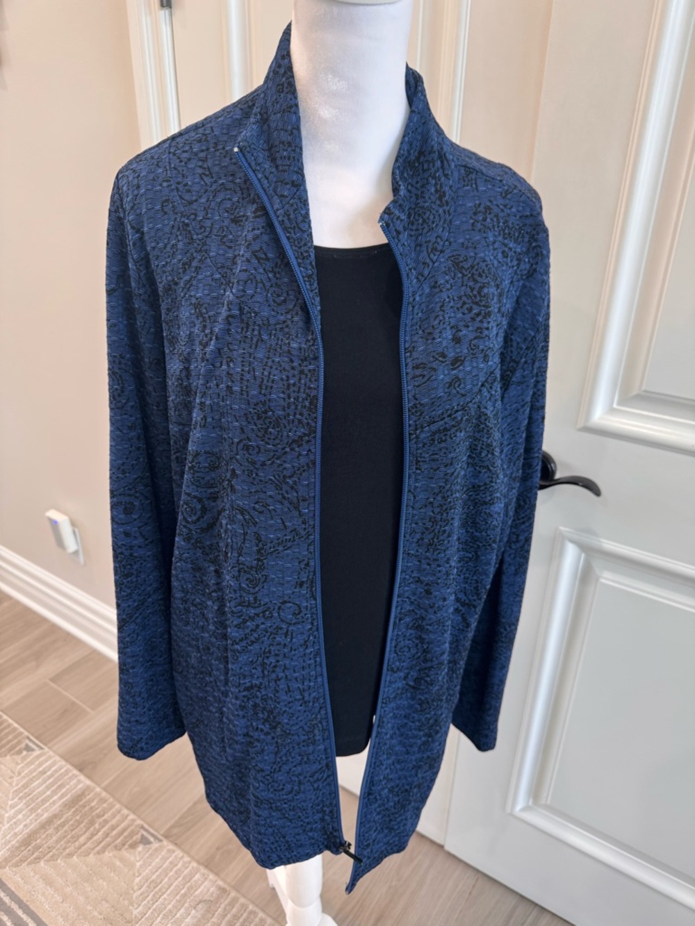 Chico's Navy Open-Front Patterned Cardigan Jacket